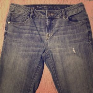 Vera Wang roll cuff Capri jeans